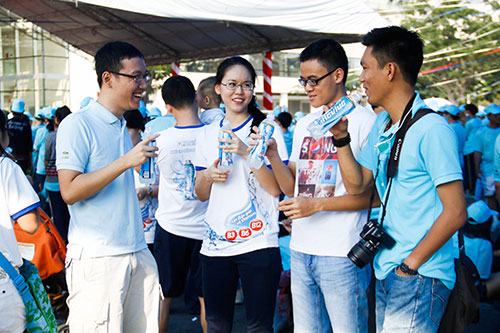 7up Revive tự hào đồng hành cùng Chương Trình Đi Bộ Từ Thiện