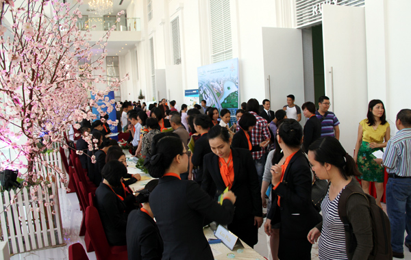 Scenic Valley again set sales record with 100% block C2’s condos on the launch day