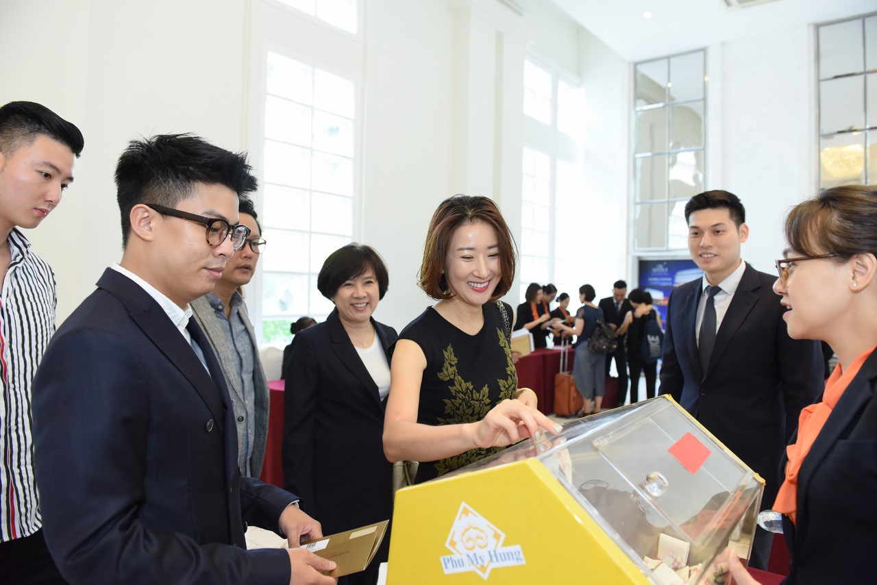 Foreign condo buyers flock to Phu My Hung City Centre