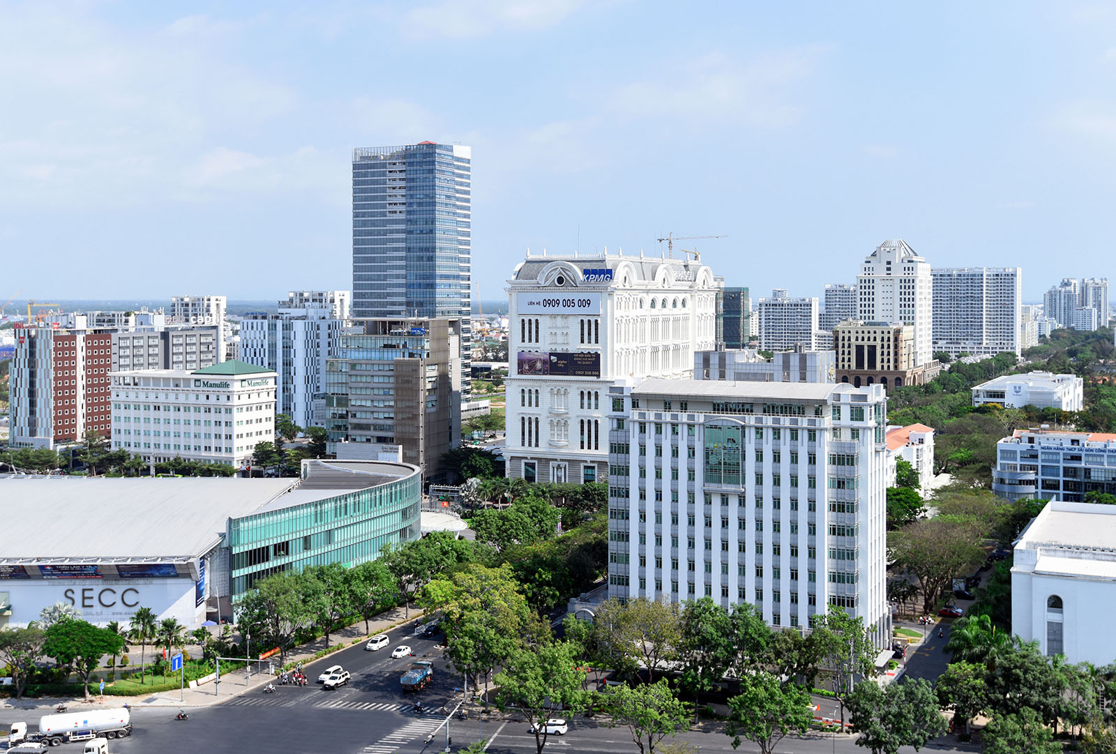 Đất đắt như vàng, Phú Mỹ Hưng vẫn “ào ào” đầu tư hạ tầng dịch vụ