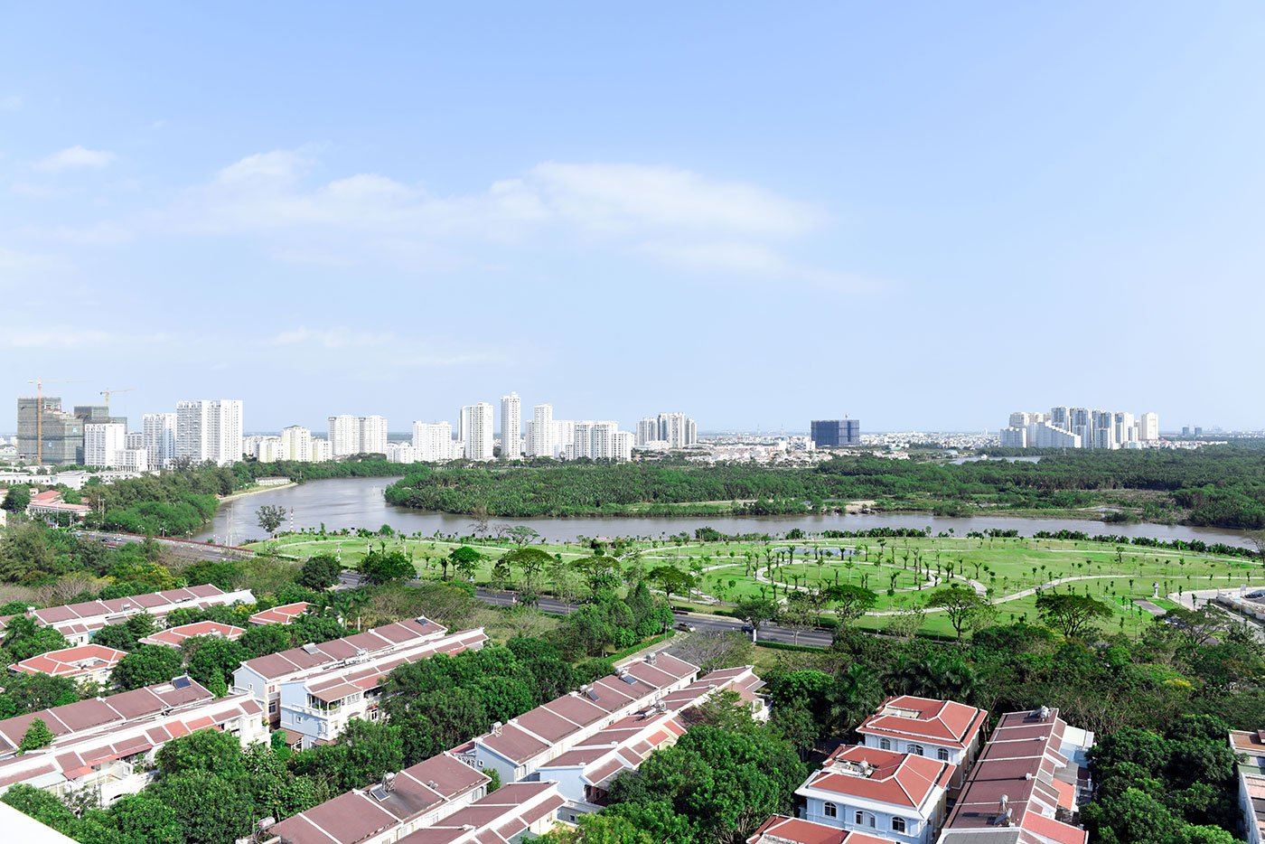 Sau tất cả, bất động sản cao cấp là thế nào?