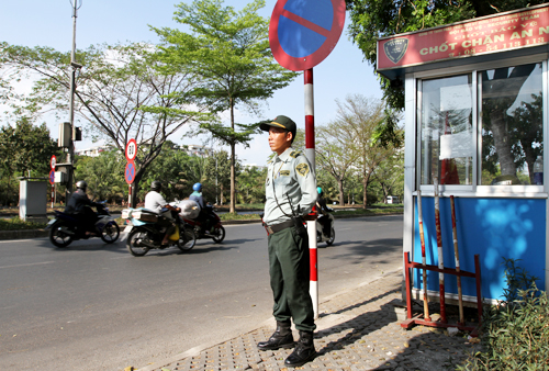 Tốn hàng triệu đôla cho dịch vụ an ninh ở phố nhà giàu