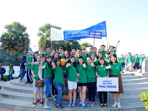 Bảo hiểm Phú Hưng tài trợ chương trình đi bộ từ thiện Lawrence S. Ting