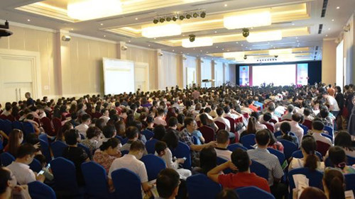 Cả ngàn người xếp hàng, rút thăm mua Phú Mỹ Hưng Midtown giai đoạn 2