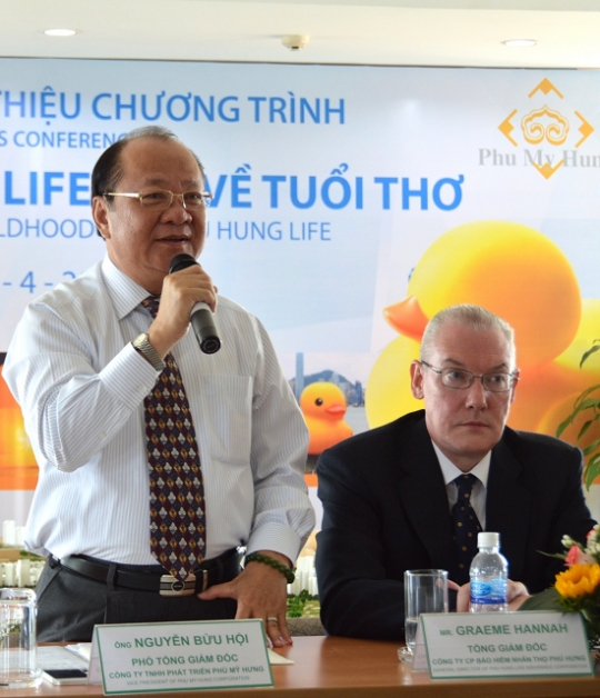 Chú Vịt Vàng khổng lồ sắp tới Việt Nam