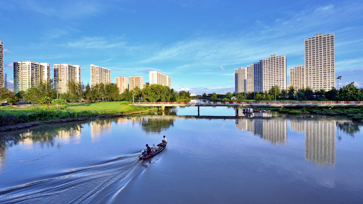 Bất động sản cao cấp TPHCM: “Cuộc chiến” đầu tư vào cảnh quan dự án