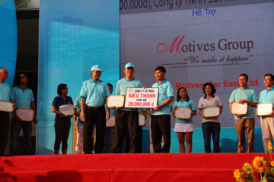 Motives Group chung tay giúp đỡ người nghèo