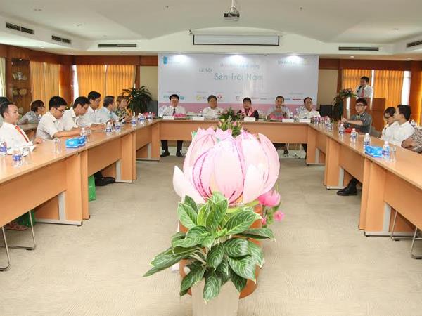 Phú Mỹ Hưng khởi động Lễ hội “Sen Trời Nam 2015”