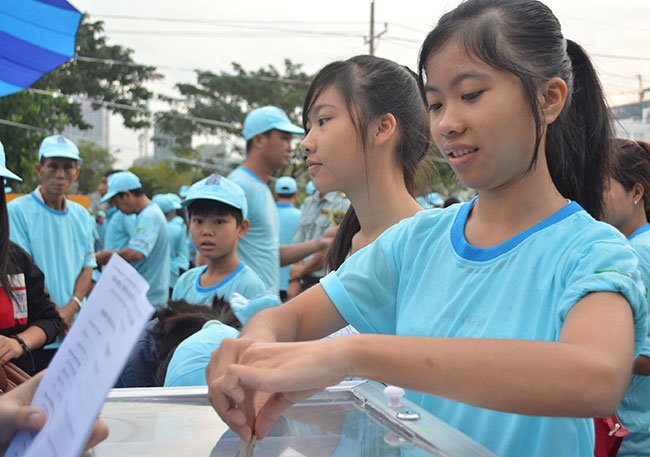 Từ thiện mùa xuân