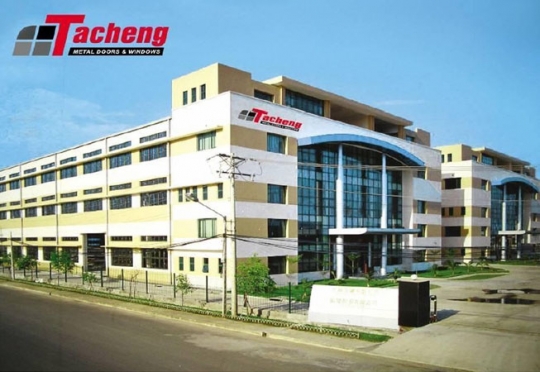 Tacheng tiếp tục đồng hành cùng chương trình đi bộ từ thiện Lawrence S. Ting