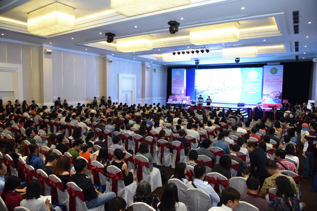 Tết bận vẫn ưu tiên mua nhà