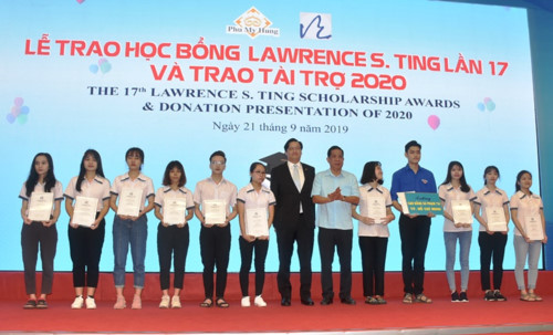 Quỹ Lawrence S. Ting trao học bổng gần 8,5 tỷ đồng